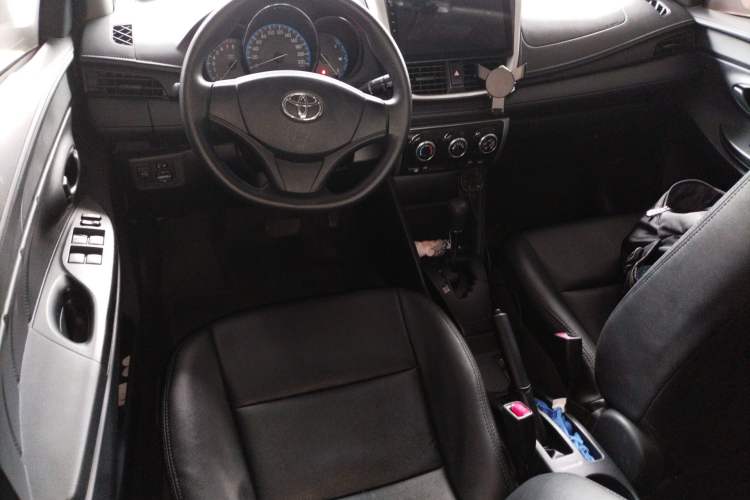 Used Toyota Vios FS 2017 1.5L CVT Fengchi Edition Center Console