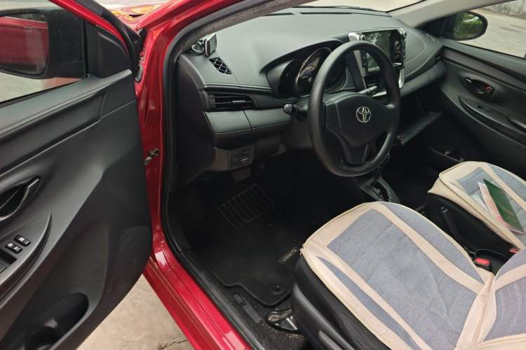 Used Toyota Vios FS 2017 1.5L CVT Trendy Edition Driver Seat