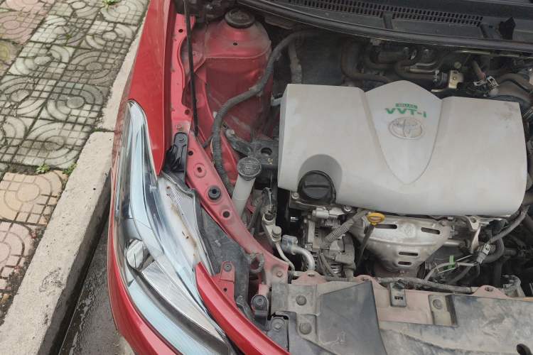 Used Toyota Vios FS 2017 1.5L CVT Trendy Edition Engine Bay Right