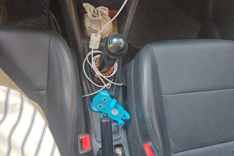 Used Toyota Vios FS 2017 1.3L Manual Sharp Edition Gear Lever