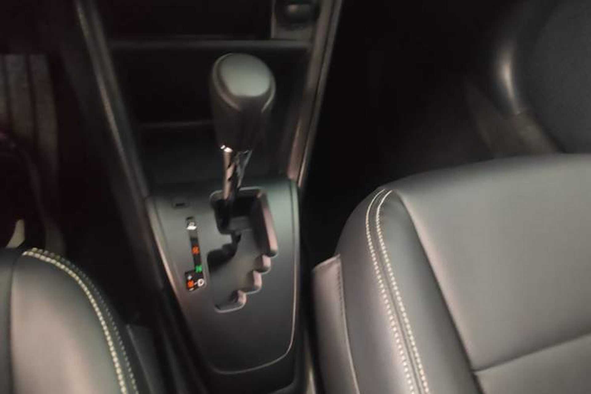 Used Toyota Vios FS 2017 1.5L CVT Fengchi Edition Gear Lever