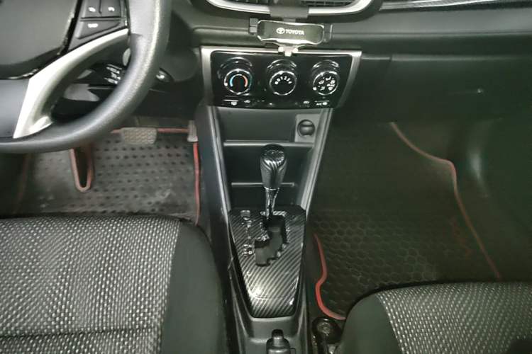 Used Toyota Vios FS 2017 1.5L CVT Fengchi Edition Gear Lever