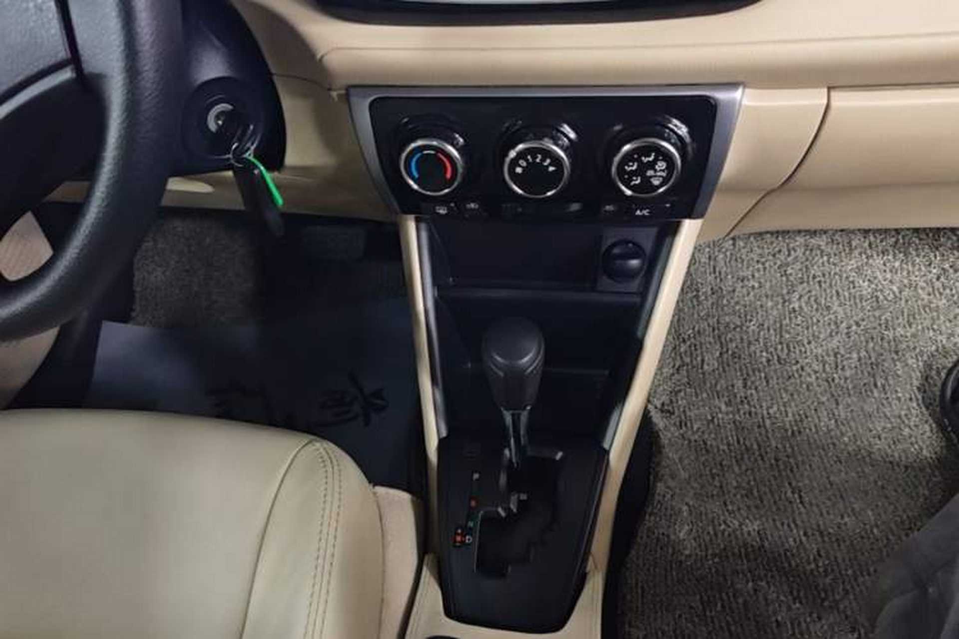Used Toyota Vios FS 2017 1.5L CVT Fengchi Edition Gear Lever