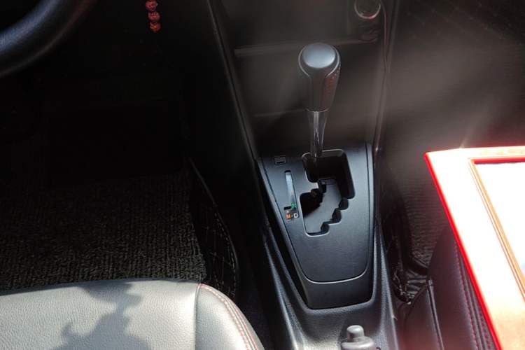 Used Toyota Vios FS 2017 1.5L CVT Fengchi Edition Gear Lever