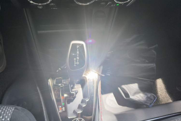 Used Toyota Vios FS 2017 1.5L CVT Fengchi Edition Gear Lever