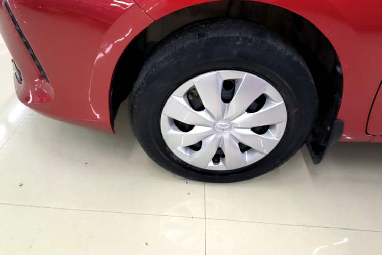 Used Toyota Vios FS 2017 1.3L Manual Sharp Edition Left Front Wheel Hub