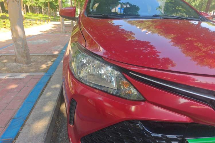 Used Toyota Vios FS 2017 1.3L Manual Sharp Edition Right Front Headlight