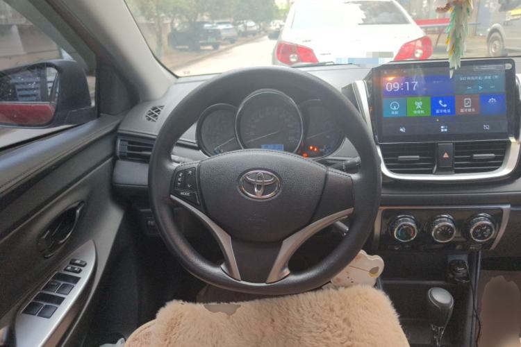 Used Toyota Vios FS 2017 1.5L CVT Trendy Edition Steering Wheel