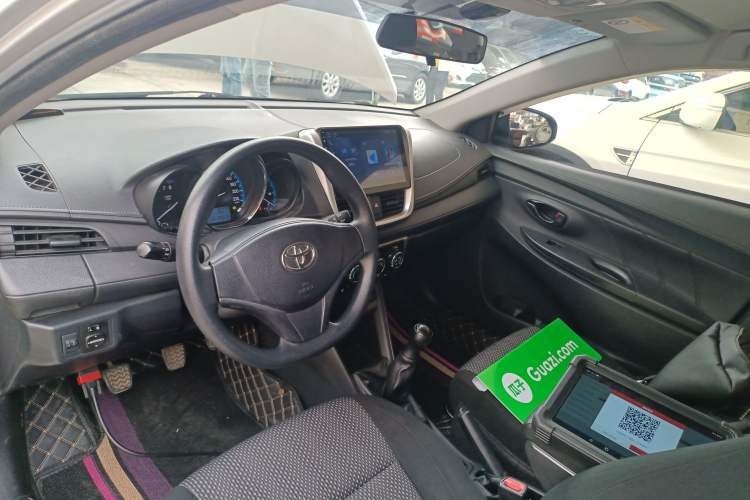 Used Toyota Vios FS 2017 1.5L Manual FENGCHI Edition Center Console
