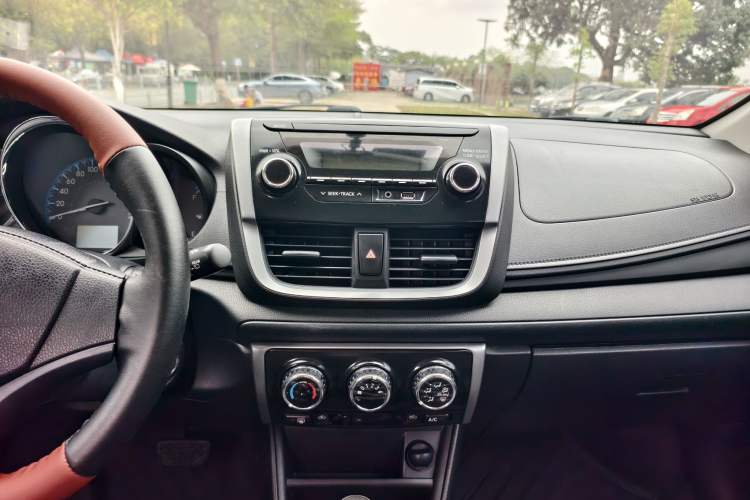 Used Toyota Vios FS 2017 1.5L CVT Fengchi Edition Interior 5