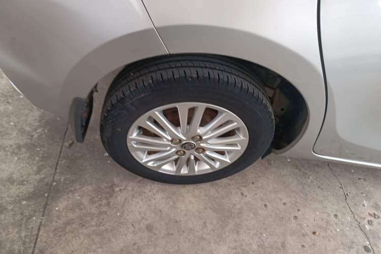 Used Toyota Vios FS 2017 1.5L Manual FENGCHI Edition Right Rear Wheel Hub