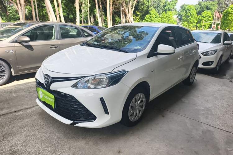 Used Toyota Vios FS 2017 1.5L CVT Fengchi Edition Guazi used car, China used car export, Used car for sale, Used  cars, Cheapest cars for sale