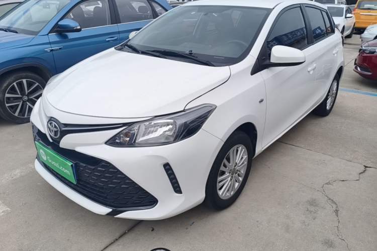 Used Toyota Vios FS 2017 1.5L CVT Fengchi Edition Guazi used car, China used car export, Used car for sale, Used Toyota cars, Cheapest cars for sale
