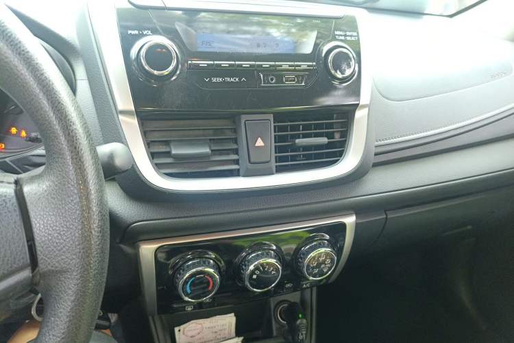 Used Toyota Vios FS 2017 1.5L Manual FENGCHI Edition Audio And AC Panel