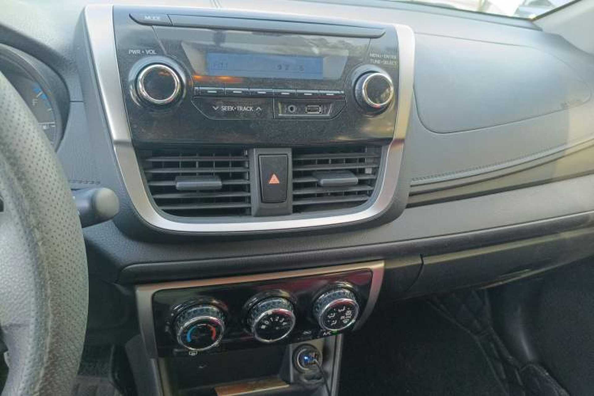 Used Toyota Vios FS 2017 1.5L CVT Fengchi Edition Audio And AC Panel