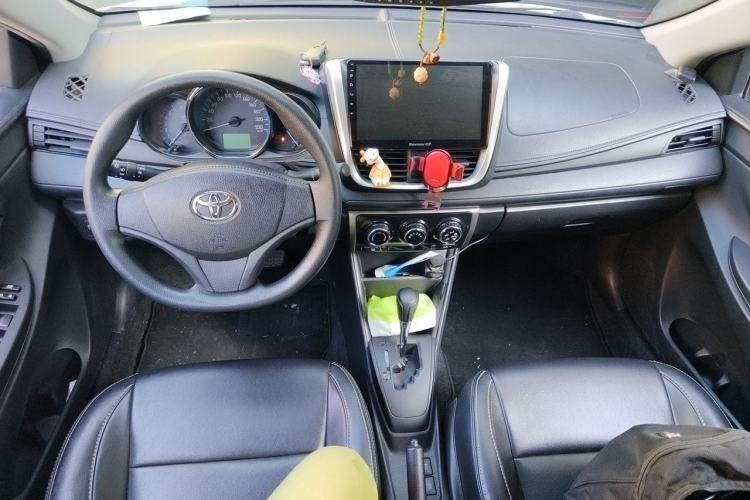 Used Toyota Vios FS 2017 1.5L CVT Fengchi Edition Center Console