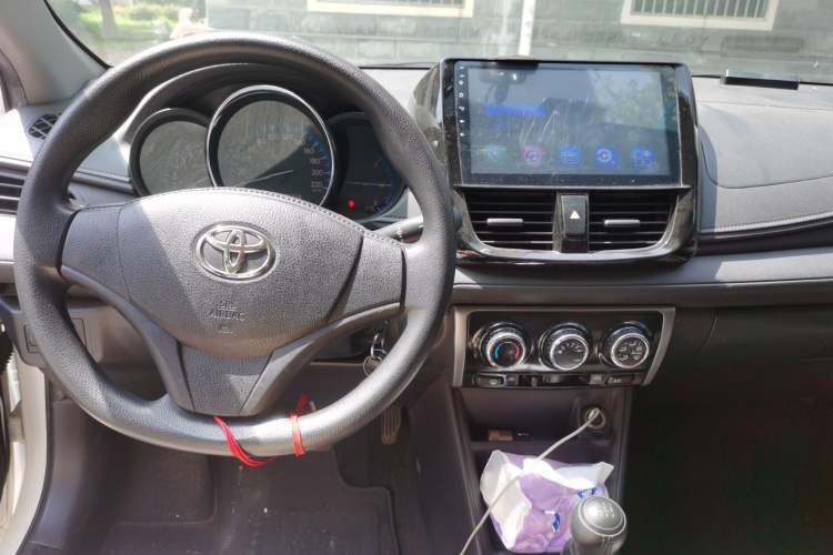 Used Toyota Vios FS 2017 1.5L Manual FENGCHI Edition Center Console