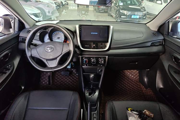Used Toyota Vios FS 2017 1.5L CVT Fengchi Edition Center Console