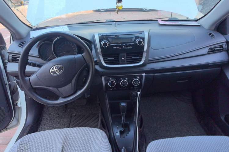 Used Toyota Vios FS 2017 1.5L CVT Fengchi Edition Center Console
