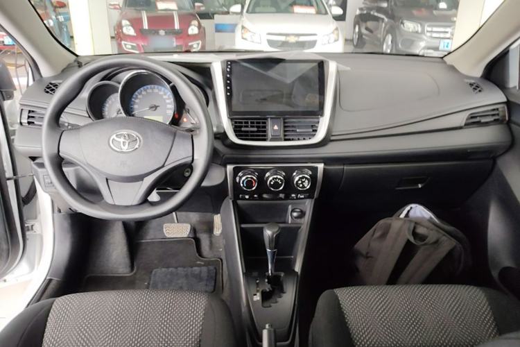 Used Toyota Vios FS 2017 1.5L CVT Fengchi Edition Center Console