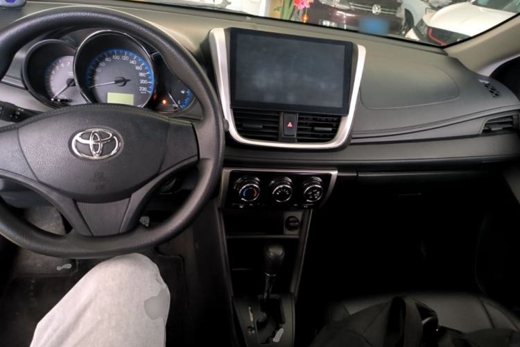 Used Toyota Vios FS 2017 1.5L CVT Fengchi Edition Center Console