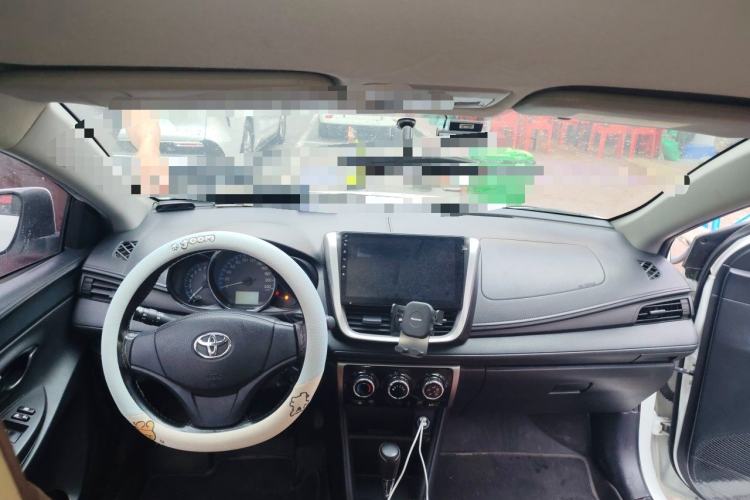 Used Toyota Vios FS 2017 1.5L CVT Fengchi Edition Center Console