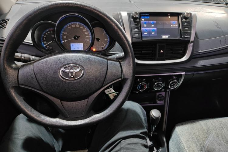 Used Toyota Vios FS 2017 1.5L CVT Fengchi Edition Center Console