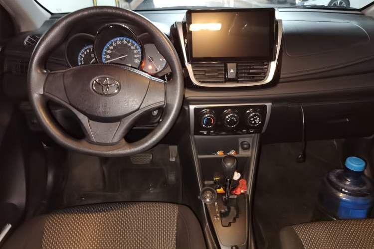 Used Toyota Vios FS 2017 1.5L CVT Fengchi Edition Center Console