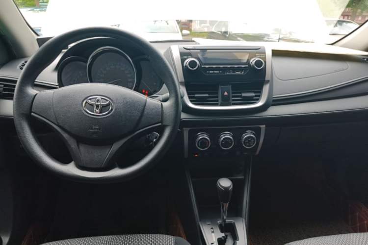 Used Toyota Vios FS 2017 1.5L CVT Fengchi Edition Center Console
