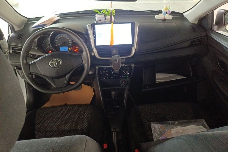 Used Toyota Vios FS 2017 1.5L CVT Fengchi Edition Center Console