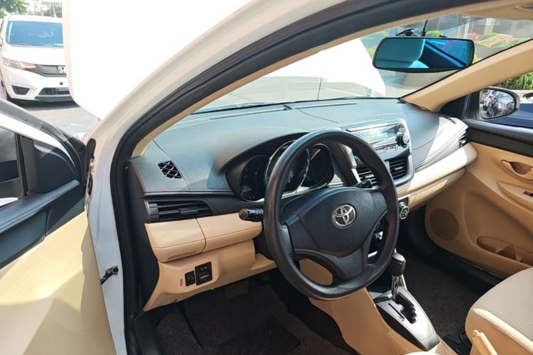 Used Toyota Vios FS 2017 1.5L CVT Fengchi Edition Center Console