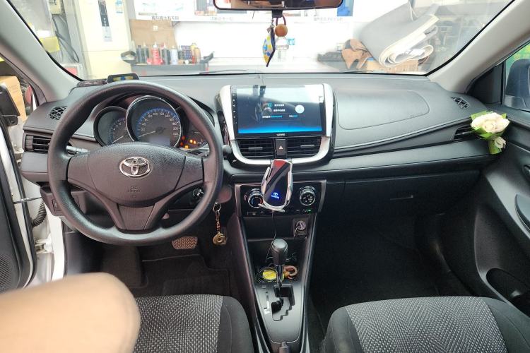 Used Toyota Vios FS 2017 1.5L CVT Fengchi Edition Center Console
