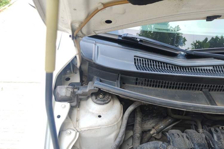 Used Toyota Vios FS 2017 1.5L CVT Fengchi Edition Engine Bay Right