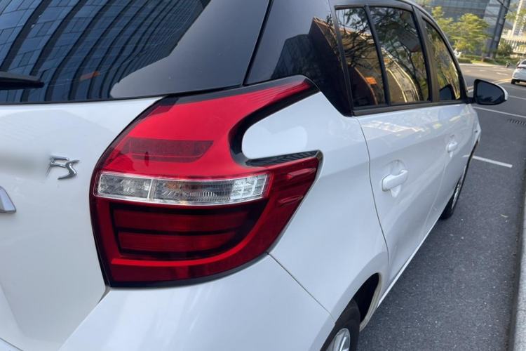 Used Toyota Vios FS 2017 1.5L CVT Fengchi Edition Exterior 4