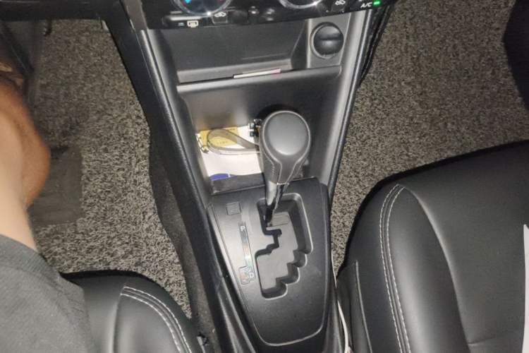 Used Toyota Vios FS 2017 1.5L CVT Fengchi Edition Gear Lever