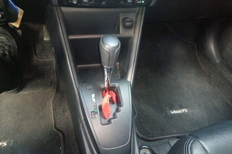 Used Toyota Vios FS 2017 1.5L CVT Fengchi Edition Gear Lever