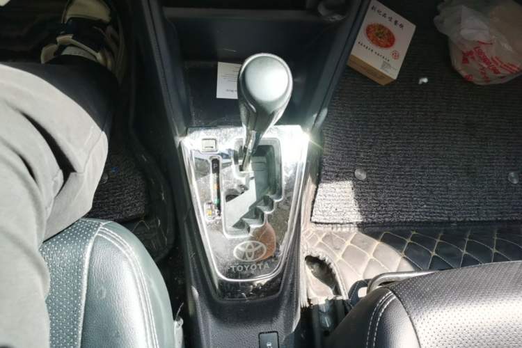 Used Toyota Vios FS 2017 1.5L CVT Fengchi Edition Gear Lever