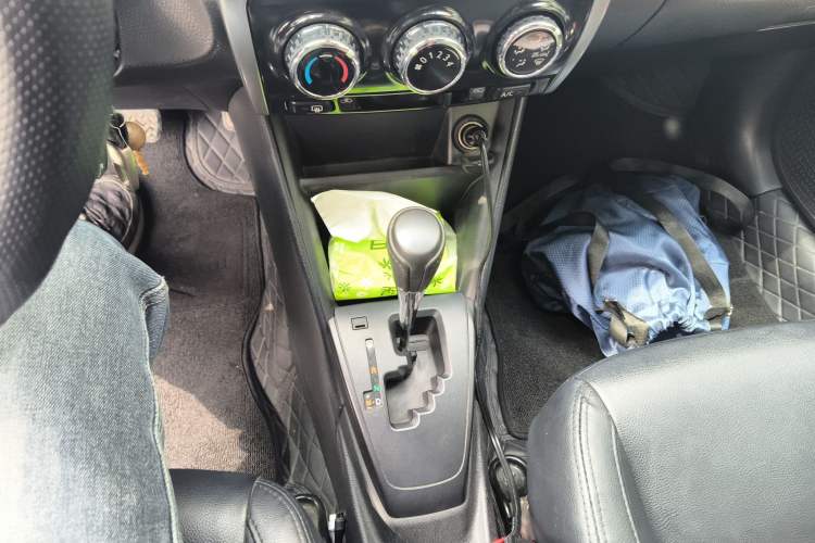 Used Toyota Vios FS 2017 1.5L CVT Fengchi Edition Gear Lever