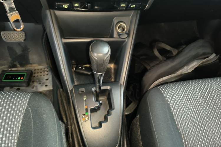 Used Toyota Vios FS 2017 1.5L CVT Fengchi Edition Gear Lever
