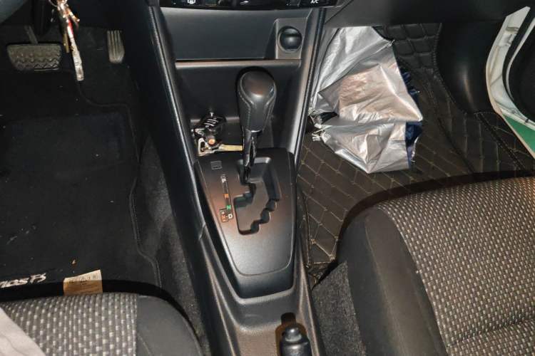 Used Toyota Vios FS 2017 1.5L CVT Fengchi Edition Gear Lever