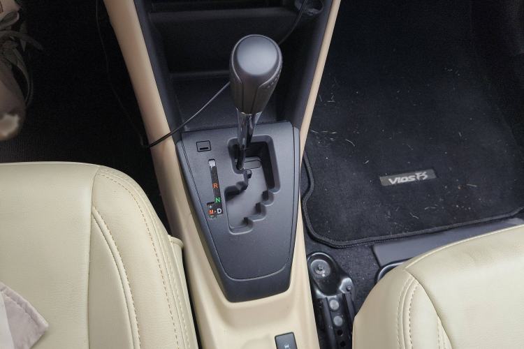 Used Toyota Vios FS 2017 1.5L CVT Fengchi Edition Gear Lever