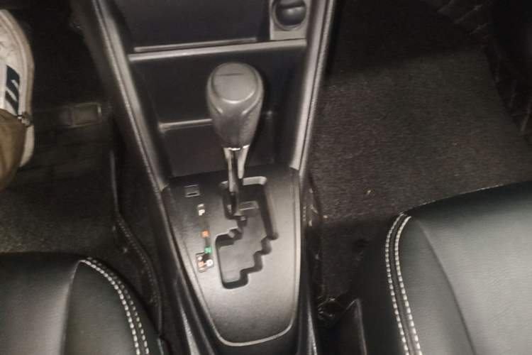 Used Toyota Vios FS 2017 1.5L CVT Fengchi Edition Gear Lever