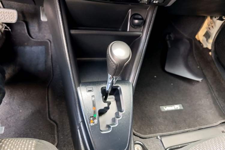 Used Toyota Vios FS 2017 1.5L CVT Fengchi Edition Gear Lever