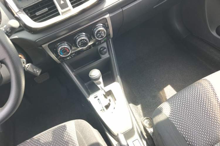 Used Toyota Vios FS 2017 1.5L CVT Fengchi Edition Gear Lever