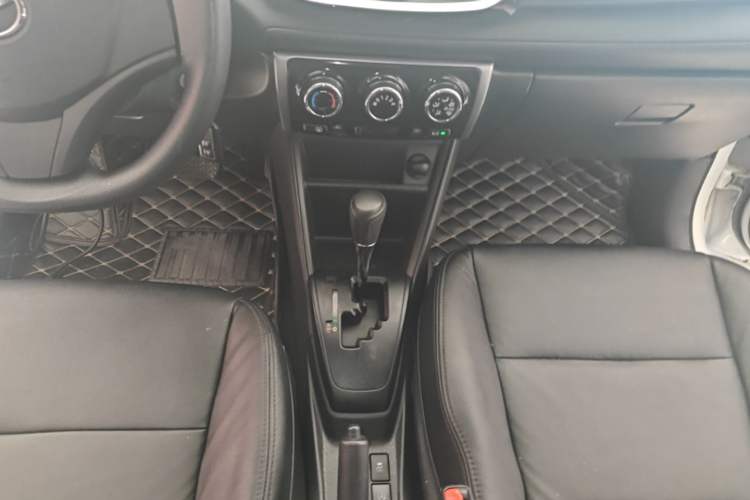 Used Toyota Vios FS 2017 1.5L CVT Fengchi Edition Gear Lever