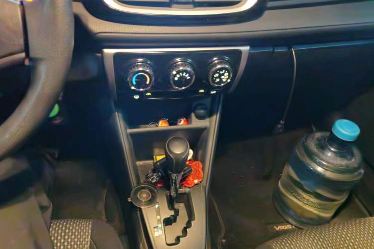 Used Toyota Vios FS 2017 1.5L CVT Fengchi Edition Gear Lever