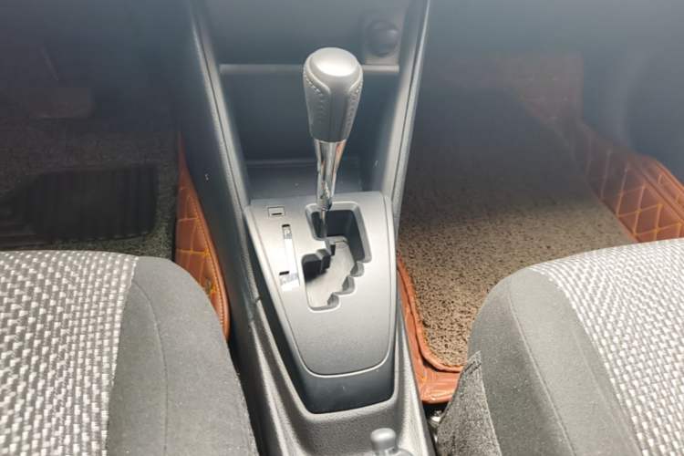 Used Toyota Vios FS 2017 1.5L CVT Fengchi Edition Gear Lever