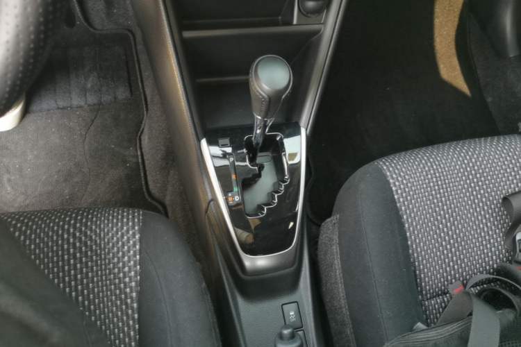 Used Toyota Vios FS 2017 1.5L CVT Fengchi Edition Gear Lever