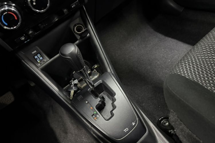 Used Toyota Vios FS 2017 1.5L CVT Fengchi Edition Gear Lever