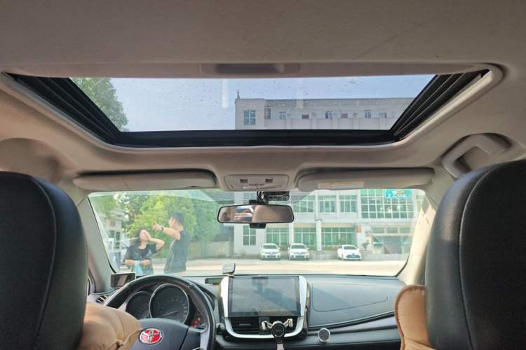 Used Toyota Vios FS 2017 1.5L CVT Trendy Edition Headliner